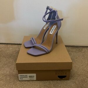 Never worn Steve Madden Size 7